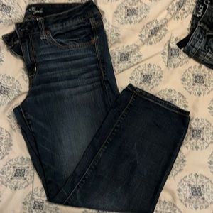 American Eagle Capri Boy Fit Jeans